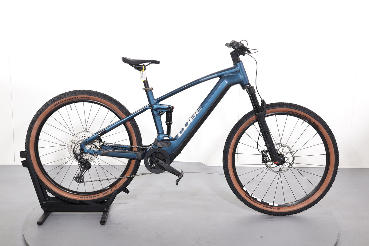 Cube Stereo Hybrid 120 Race 750 2023