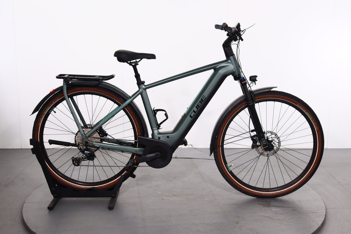 Cube Kathmandu Hybrid EXC 2022