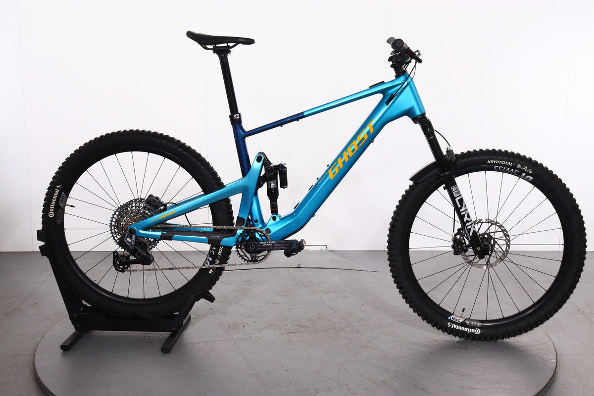 Ghost Path Riot CF LTD 2025