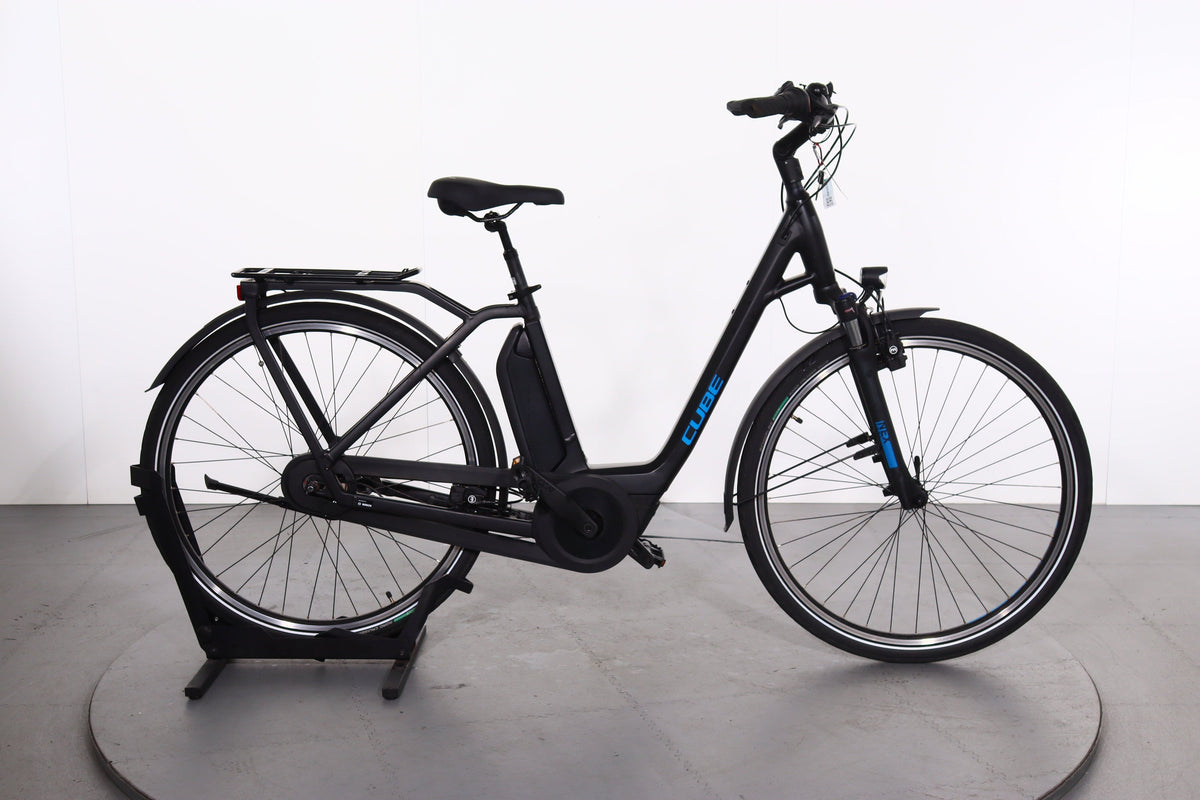 Cube Town Hybrid Pro RT 2021