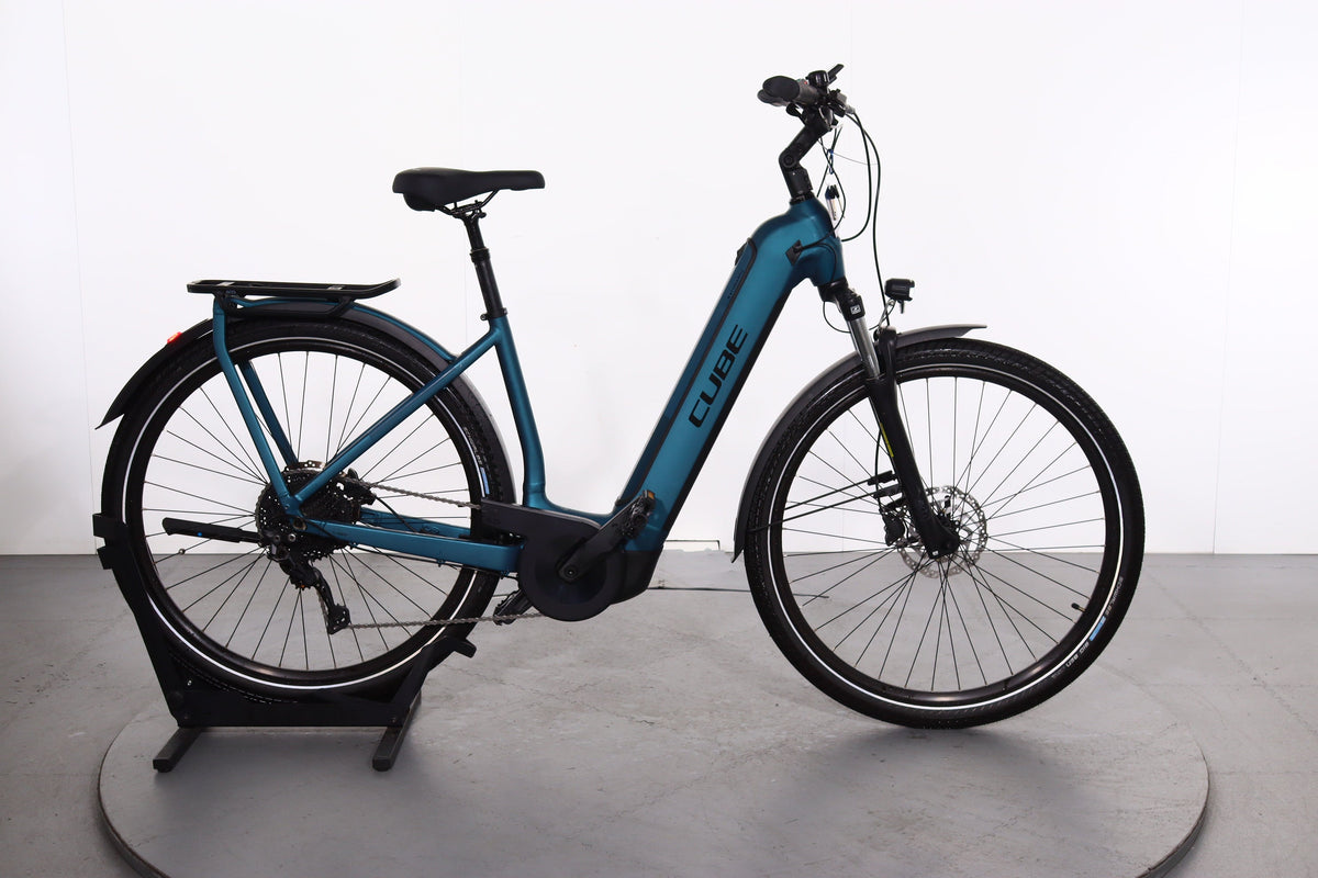 Cube Kathmandu Hybrid One 2023