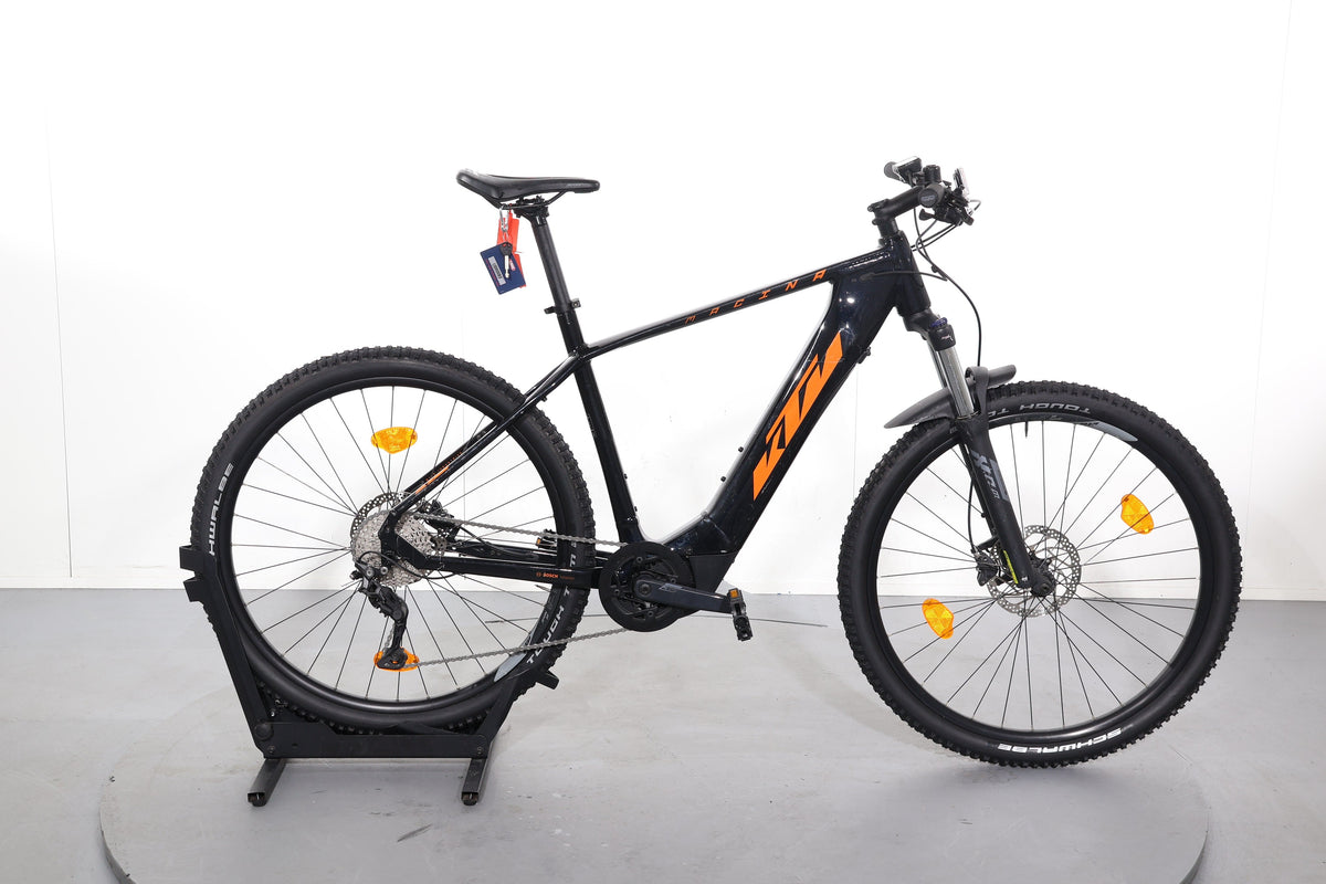 KTM MACINA TEAM 693 2021