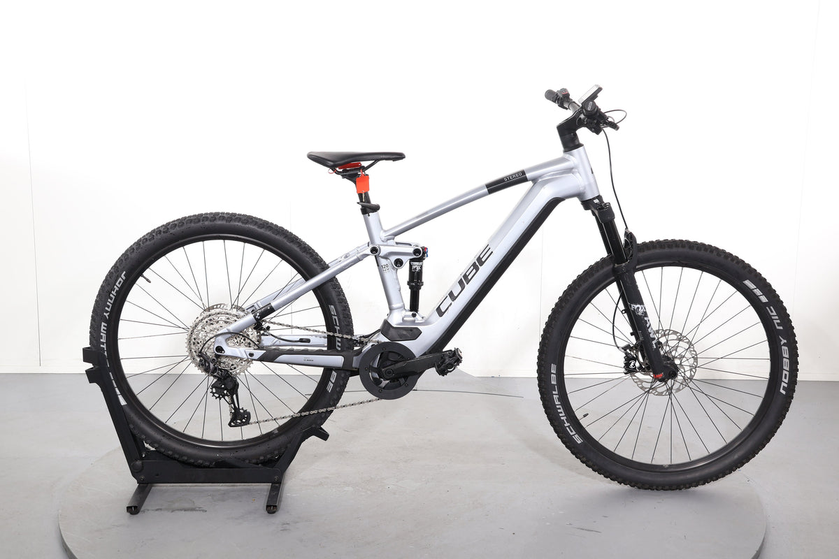 Cube Stereo Hybrid 120 Race 625 2023