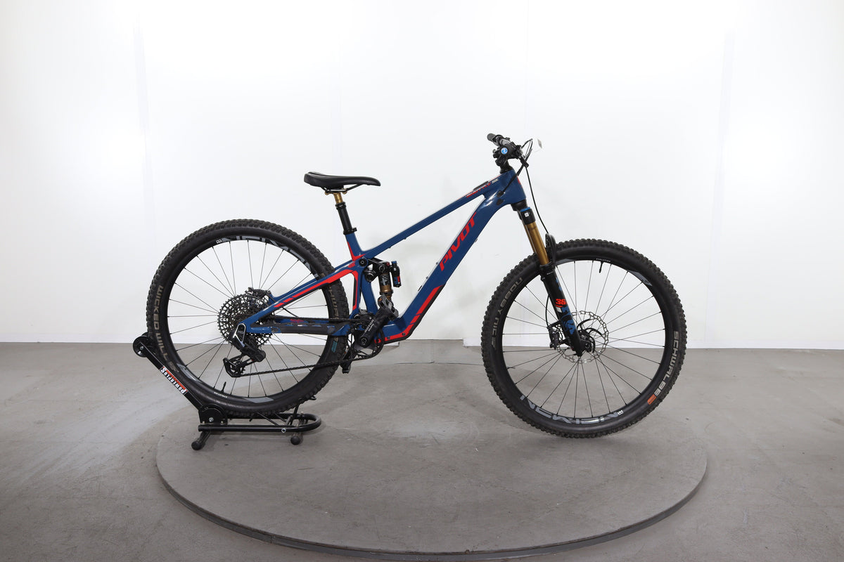 Pivot Shuttle SL 2025