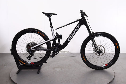 Ghost Path Riot CF 30 2024