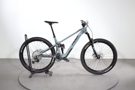 Pivot Shuttle SL 2024