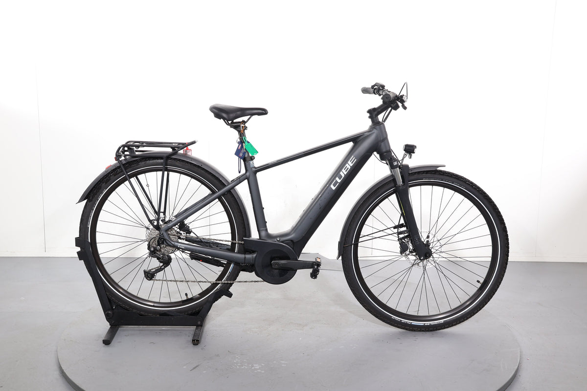 Cube Touring Hybrid One 625 2023