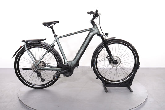 Cube Kathmandu Hybrid Pro 625 2023