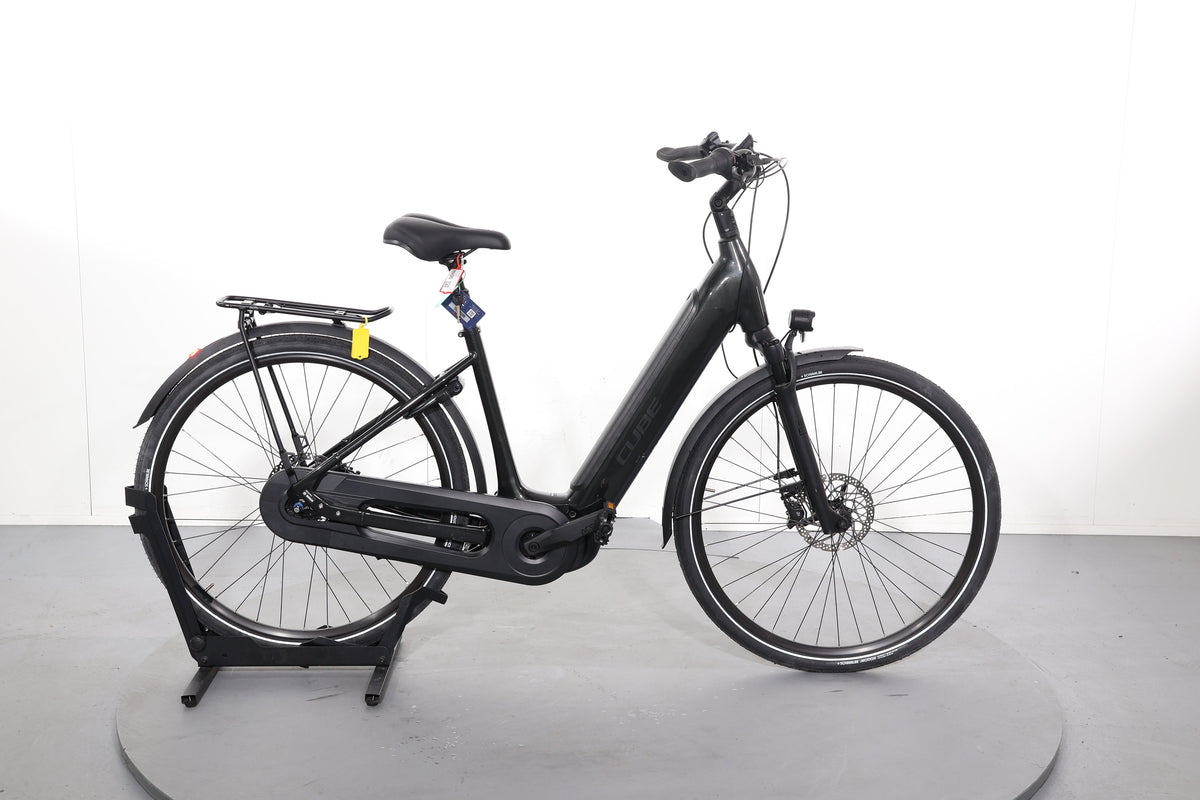 Cube Supreme Hybrid EX 625 2022
