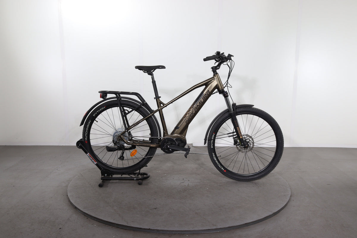 Nakamura E-SUMMIT SUV 2021