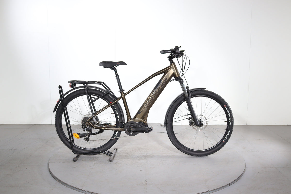 Nakamura E-Crossover XA 2022