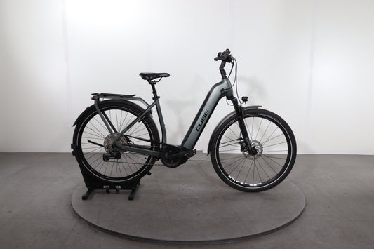 Cube Kathmandu Hybrid Pro 625 2022