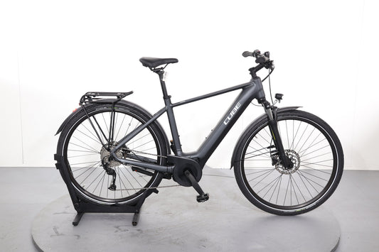 Cube Touring Hybrid One 625 2023