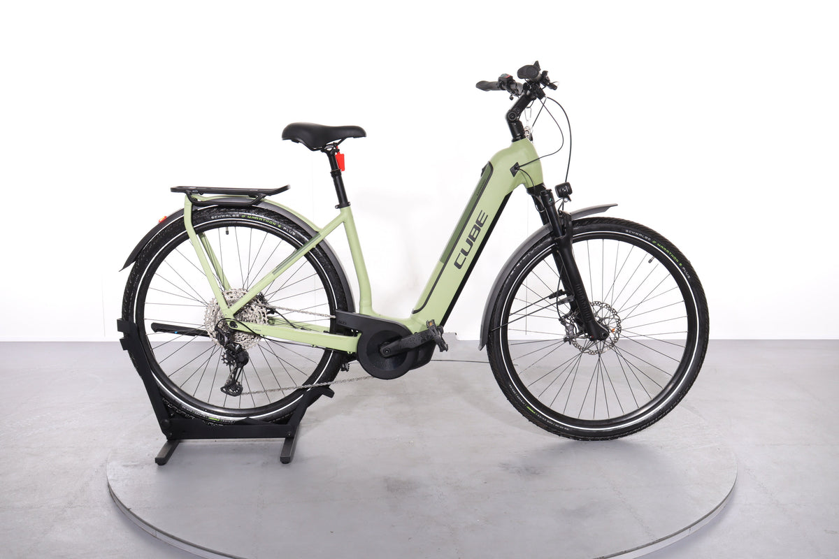 Cube Kathmandu Hybrid Slx 750 2023