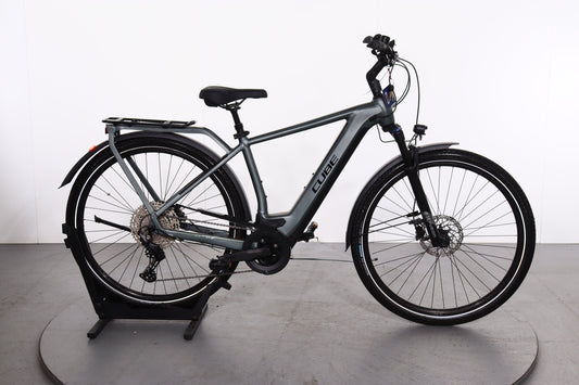 Cube Kathmandu Hybrid Pro 2022