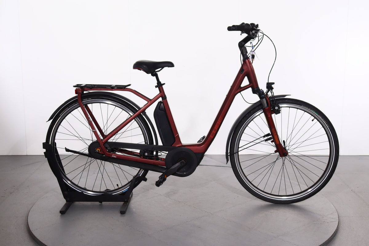Cube Town Hybrid Pro RT 2021