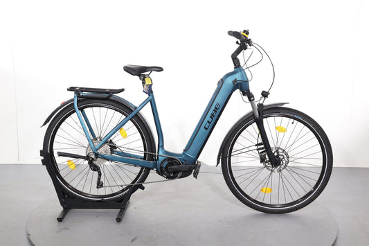 Cube Kathmandu Hybrid One 625 2023