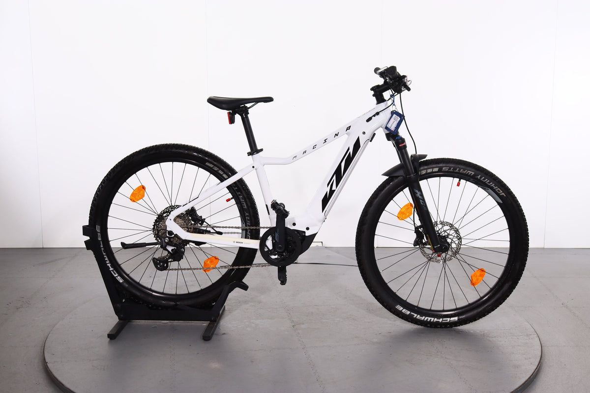 KTM MACINA RACE 571 2022