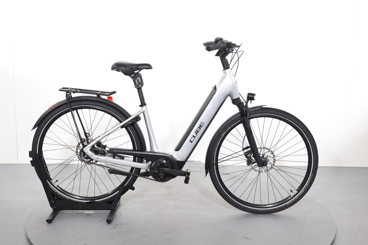 Cube Supreme Hybrid SLX 625 2023
