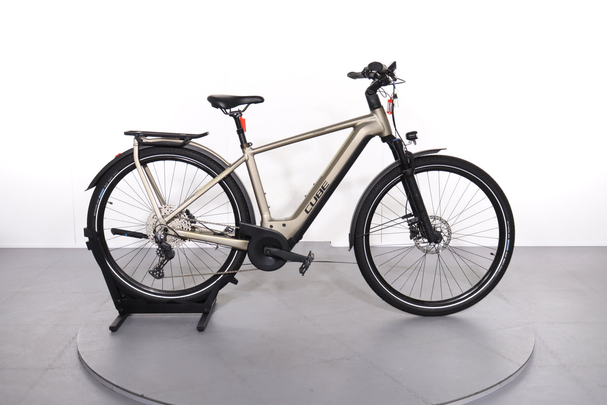 Cube Kathmandu Hybrid Pro 750 2023